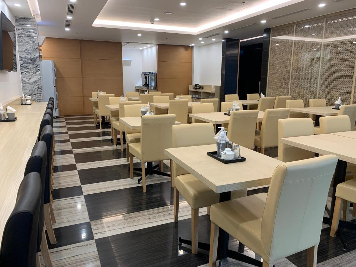 Hotel Business - 123 Linh Lang Hanoi